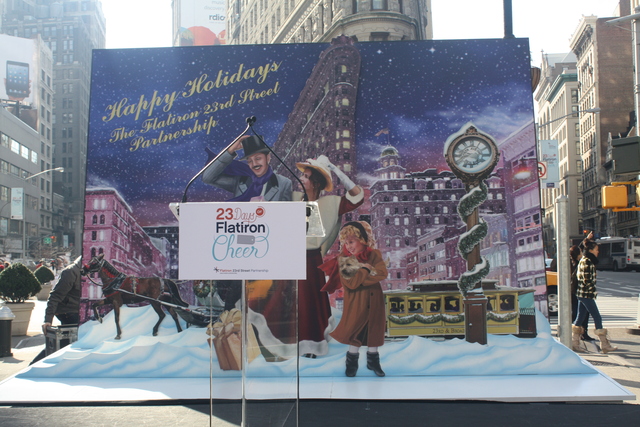 <p>The large, multidimensional greeting card now on display at Flatiron Plaza.</p>
