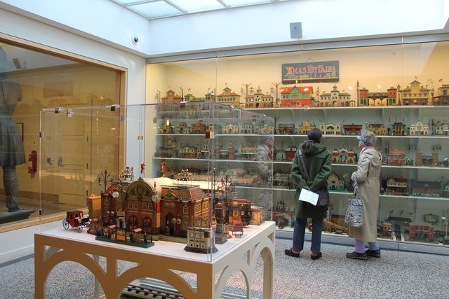 <p>Guests perusing the hundreds of figurines and models on display.</p>
