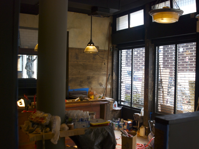<p>Popular Seaport bar and cafe Fresh Salt is slated to reopen on Dec. 19, 2012 after being shuttered for more than a month in the wake of Hurricane Sandy.</p>

