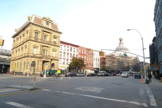 <p>The plaza has been proposed for Broadway and Bedford Avenue.</p>

