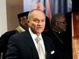 School Safety Officers Trained Not to Confront Shooters, Ray Kelly Says