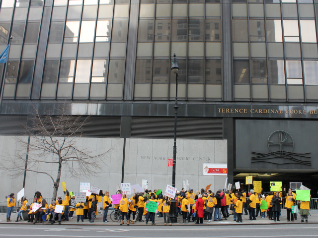<p>Blessed Sacrament School students at a rally outside the Archdiocese of New York headquarters on Dec. 12, 2012.</p>
