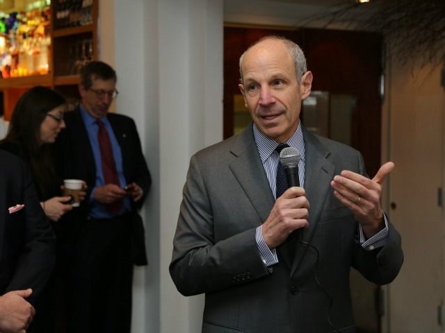 <p>Co-host Jonathan Tisch welcomes attendees to the Inaugural Loews Regency Power Breakfast Event at the Park Avenue Winter on Jan., 9, 2013.</p>
