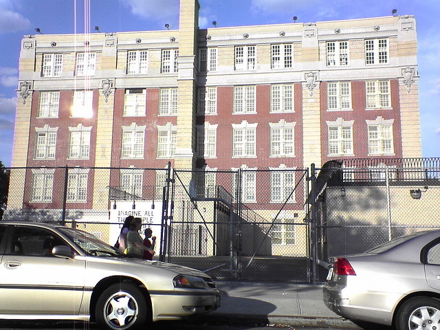 <p>P.S. 130 serves the Windsor Terrace and Kensington neighborhoods of Brooklyn.</p>
