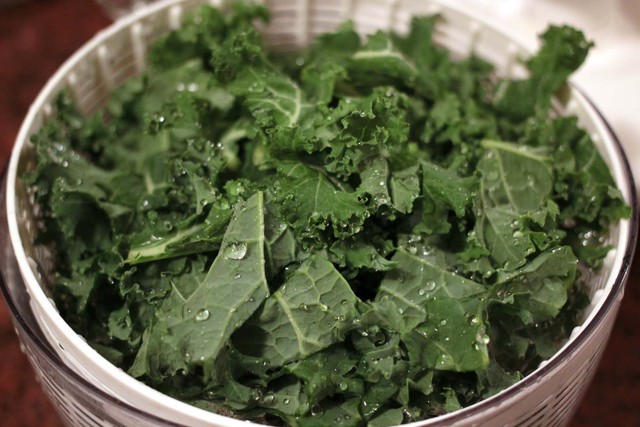 <p>Kale is a superfood that is loaded with Vitamin A, C and K as well as fiber, minerals and compounds that promote eye health such as lutein.</p>
