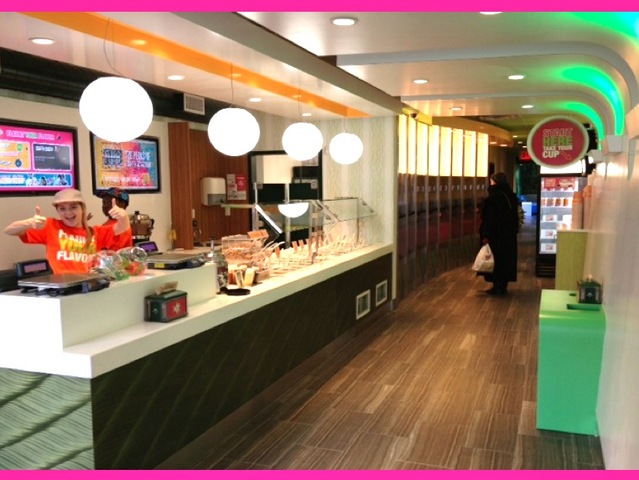 <p>The Manhattan-based frozen yogurt chain 16 Handles plays music and boasts a 'lounge-like environment.'</p>
