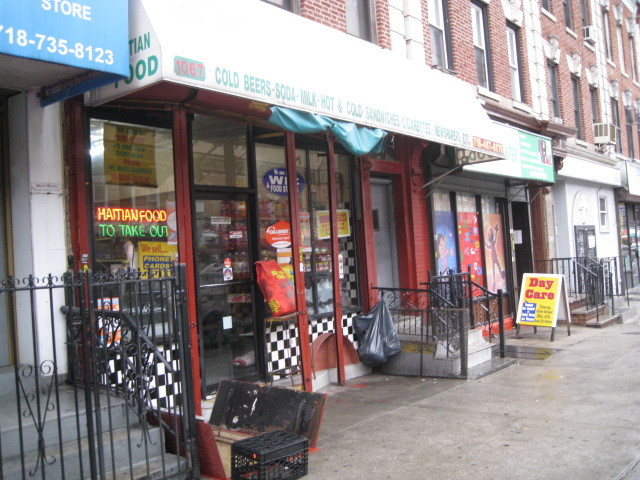 <p>Police say the basement of this Prospect-Lefferts Gardens grocery store acted as an illegal gambling den in July, taking horse-racing bets.</p>
