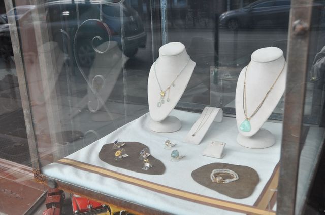 <p>The jewelry store at 168 Court Street sells expensive handcrafted jewelry.</p>
