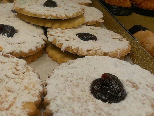 <p>Linzer tarts at Leske's Bakery, which opened a Park Slope location on Fifth Avenue between Prospect Avenue and 16th Street on Feb. 12, 2013.</p>
