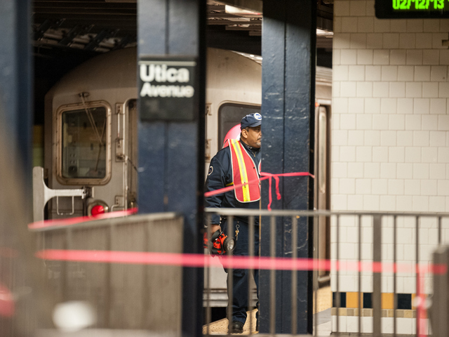 <p>A woman was struck and killed by a 3 train at Utica Avenue and Eastern Parkway on Tuesday February 12th, 2013.</p>
