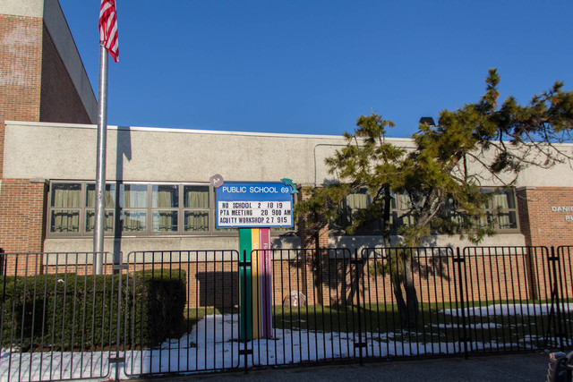 <p>Parents of P.S. 69, in New Springville, who have students in the 8:1:1 program for autistic children commended the work the school has done. However, they feel it all might be erased when the students graduate to middle school, Feb. 13, 2013.</p>
