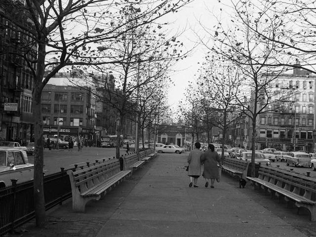 <p>An image taken by Allan Silverman and donated to the Lower East Side Tenement Museum by his niece Eva Silverman. The images depict Lower East Side street scenes.</p>
