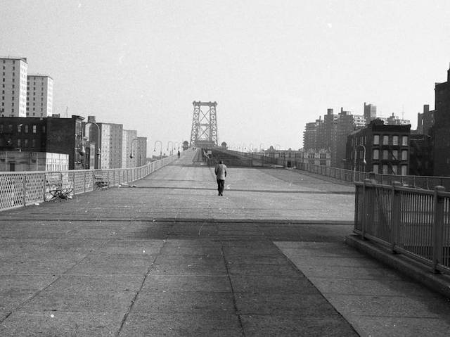 <p>An image taken by Allan Silverman and donated to the Lower East Side Tenement Museum by his niece Eva Silverman. The images depict Lower East Side street scenes.</p>
