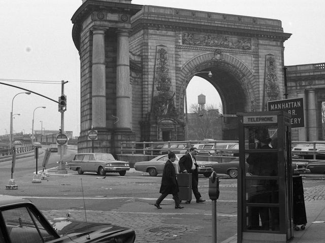 <p>An image taken by Allan Silverman and donated to the Lower East Side Tenement Museum by his niece Eva Silverman. The images depict Lower East Side street scenes.</p>
