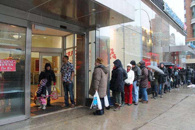 <p>A line formed by mid-morning outside Trader Joe's.&nbsp;</p>
