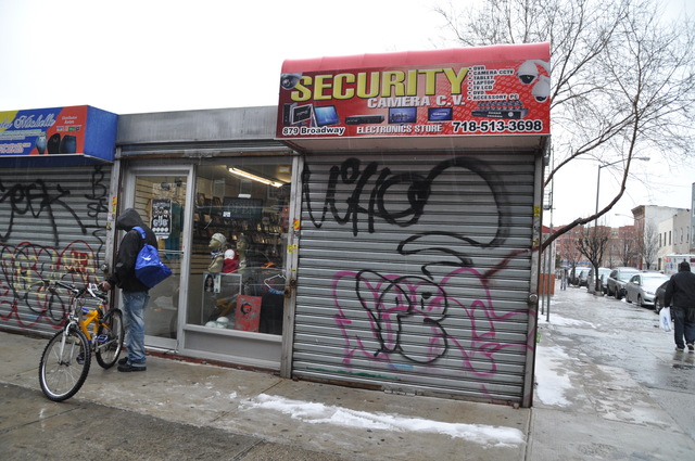 A business posing as a realty club at 879 Broadway in Bushwick&nbsp;allegedly housed an illegal gambling den.