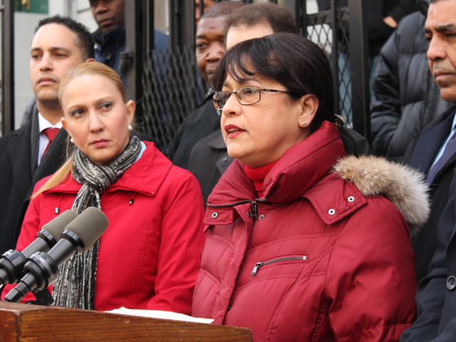 <p>Tenant Miriam Rivera said that residents have been dealing with issues in Juarez's buidlings for years.</p>
