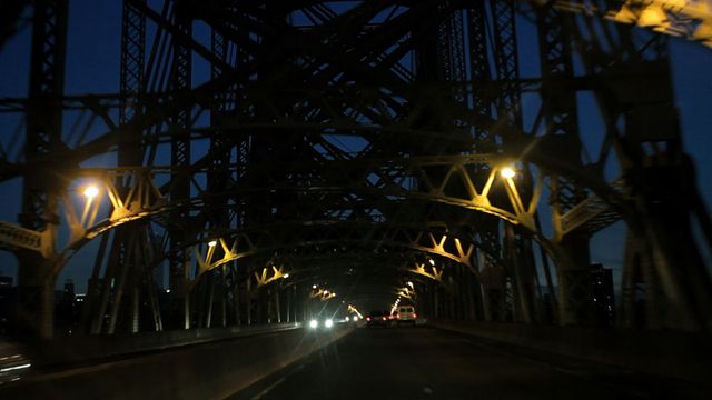 <p>A screen shot from Jackson Heights filmmaker Kim Cummings' "In Montauk," which screens this week at the Queens World Film Festival. Several of the movie's scenes were filmed in Queens, including this shot crossing the Queensboro Bridge.</p>
