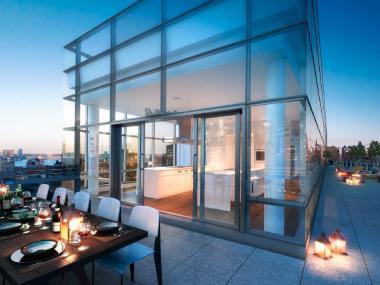 Wall Street titan Richard Handler is worried that rooftop construction at a nearby building will ruin the view from his $23.7 million Tribeca penthouse.