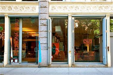 A 'well-dressed' man stole more than $7000 worth of goods from Soho furniture store Poltrona Frau on March 19, according to police reports.