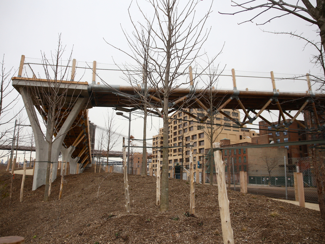<p>Squibb Bridge was made from 100,000 pounds of wood.</p>
