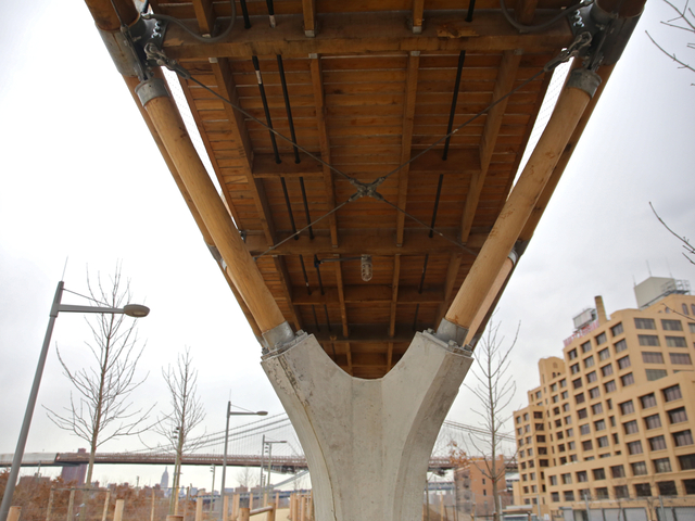<p>Squibb Bridge is nearly 400 feet long.</p>
