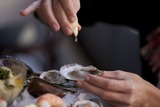 Oyster Craze Prompts Upper West Side Eatery to Hire More Shuckers