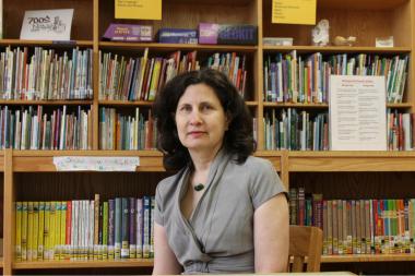 Neighborhood School Fights to Fund Library 
