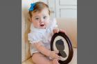 Silhouette Artist Creates Keepsakes for Parents in Carroll Gardens