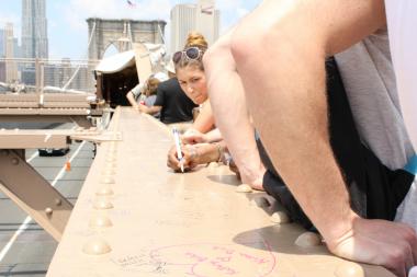 Brooklyn Bridge Vandalized By Tourists