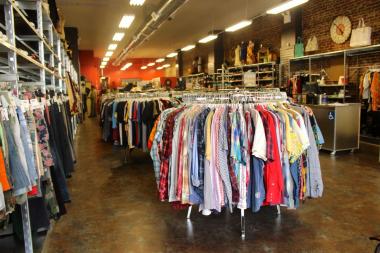 Gothic clothing stores nyc. Clothing stores