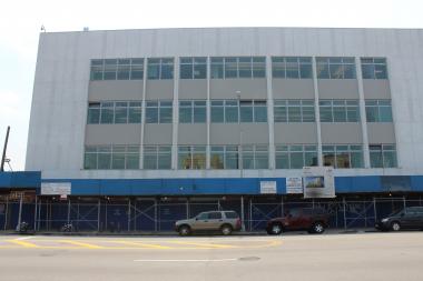 The new building should house 540 to 600 students when it reaches full capacity by 2017, according to the DOE.
