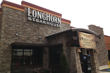 Longhorn Steakhouse, Olive Garden and Joe's Crab Shack are hiring for ... Longhorn Steakhouse, Olive Garden and Joe's Crab Shack are hiring for ...