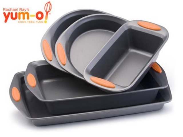 <p>Rachel Ray's five-piece <span id=