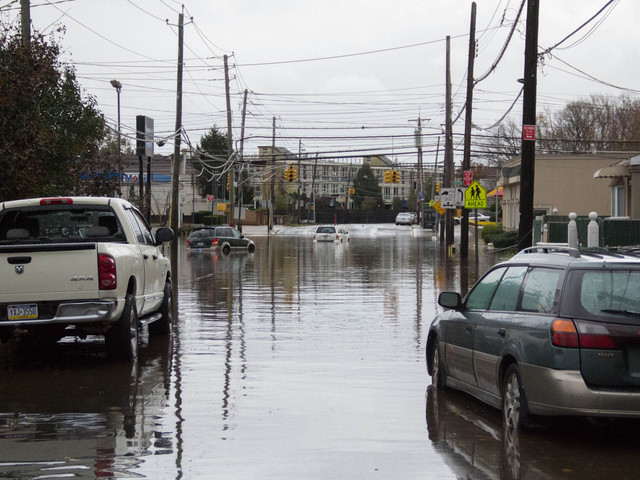<p>Midland Avenue and&nbsp;Hylan&nbsp;Boulevard in Grant City were still flooded the morning of Tuesday October 30, 2012, after Hurricane Sandy struck Staten Island.</p>
