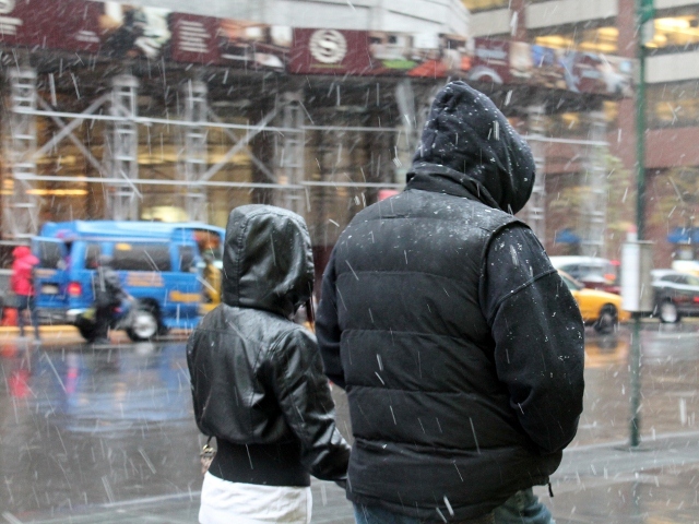 <p>Snow fell in Manhattan Wednesday afternoon as a nor'easter hit the city.</p>
