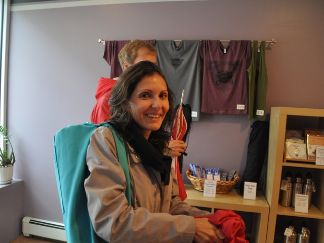 <p>A student rushed in from the storm for yoga.</p>
