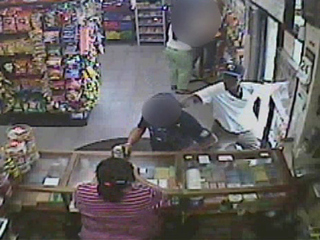 Teen Drags Elderly Man by Neck Chain in Harlem Robbery
