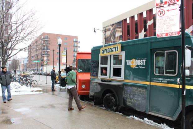 Allow Food Trucks To Serve For Six Hours At A Time, Ald. Moreno Urges - DNAinfo