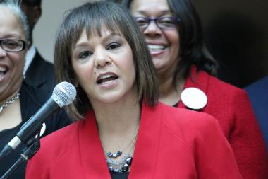  Former Illinois State Treasurer Alexi Giannoulias introduces congressional hopeful Robin Kelly at a news conference in Kenwood. (Feb. 10, 2013) 
