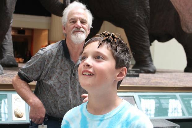  The Field Museum's Meet a Scientist program allows all patrons to interact with the museum's scientists and exhibits. 
