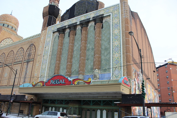 A New Regal Theater Comeback Welcomed by Black Leaders - South Chicago ...