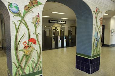  Jim Bachor's mosaic was installed this month at the Thorndale "L" station. 