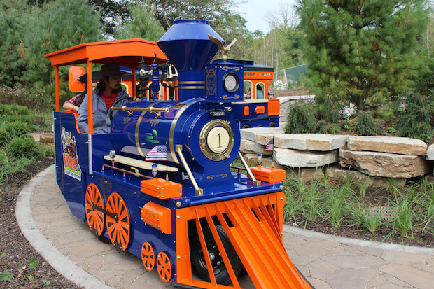 All Aboard Lionel Train Adventure Debuts At Lincoln Park Zoo Thursday Lincoln Park Chicago Dnainfo