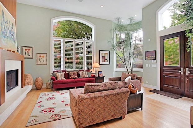   2233 N. Geneva Terrace  &nbsp;also has a rooftop deck with a hot tub and a gourmet cook's kitchen.  