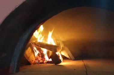  Albany Park Supper Club makes its debut Sunday at Ciao Bella, which features an array of wood-fired pizzas. 