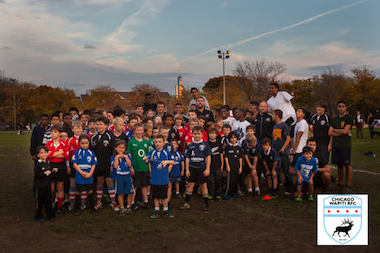  In October four members of the world's most famous rugby team, New Zealand's All Blacks, ran drills with the Wapiti club in Chicago prior to their game against the U.S. national club. Johnson said more than 100 Wapiti players were present. 