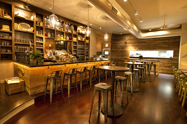  White Oak Tavern & Inn 