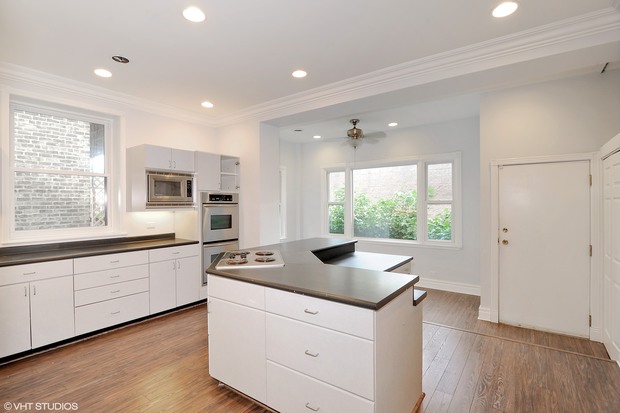  3519 N. Sheffield Ave. 
