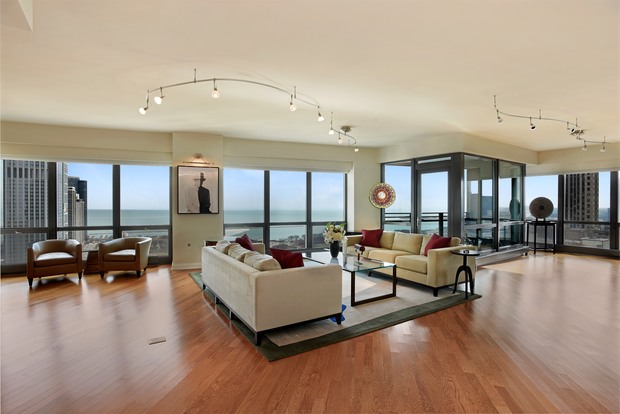   130 N. Garland Court No. 3005 
